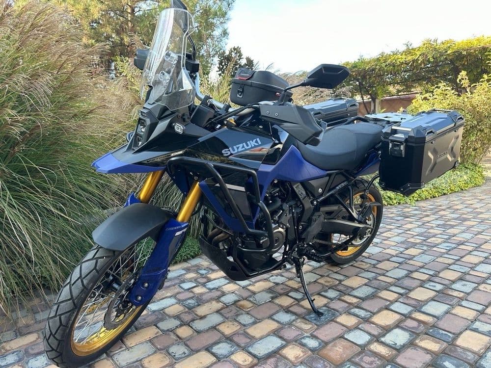 Suzuki V-Strom 800DE Adventure | 3 кофра | 2 комплекта резины — 3