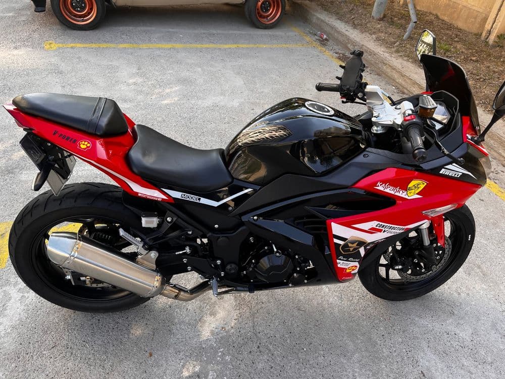 Мотоцикл Kawasaki Ninja Premium klassa — 5