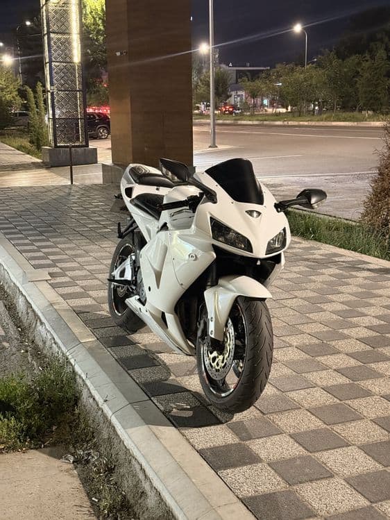 Продам Honda CBR 600 rr 2006 года