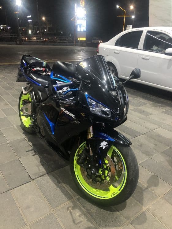 Срочно продам Мотоцикл Honda CBR600RR — 1