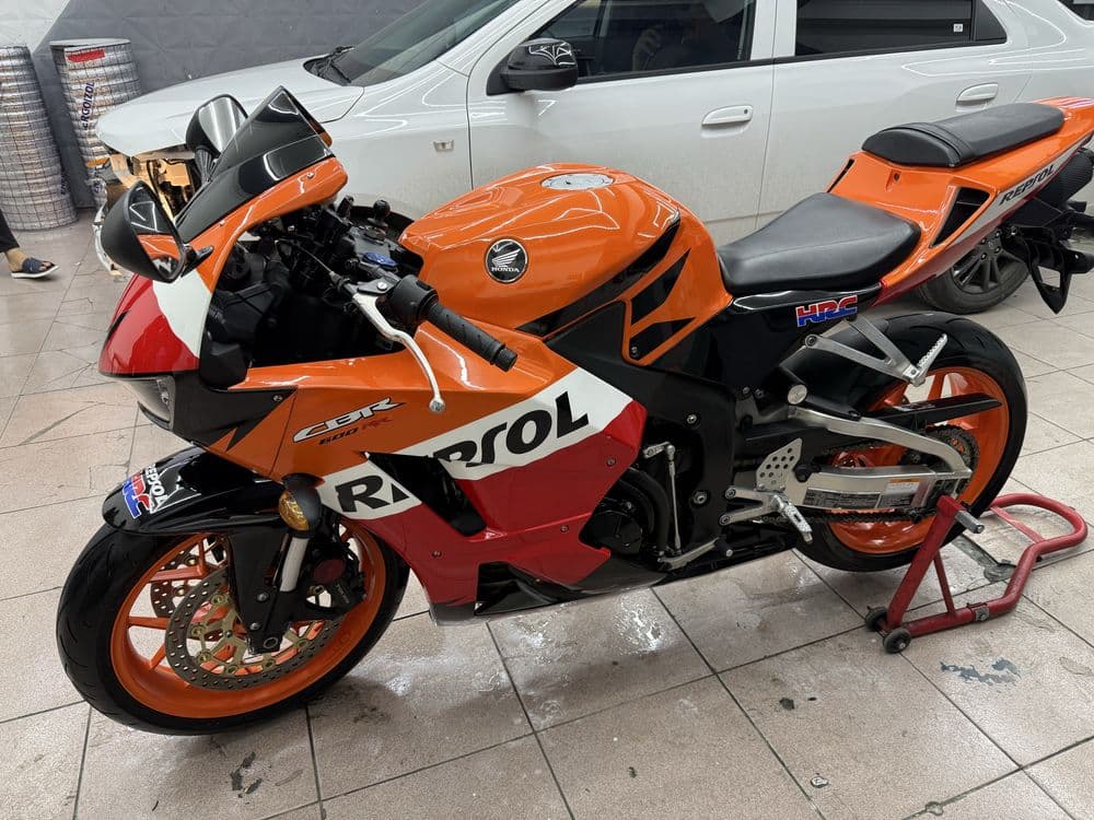 Только за нал продаётся иделаная Honda Cbr600rr — 4