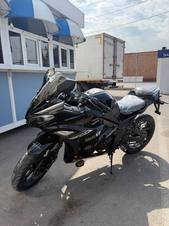 Продается Yamaha R1. Имеется рассрочка — 2