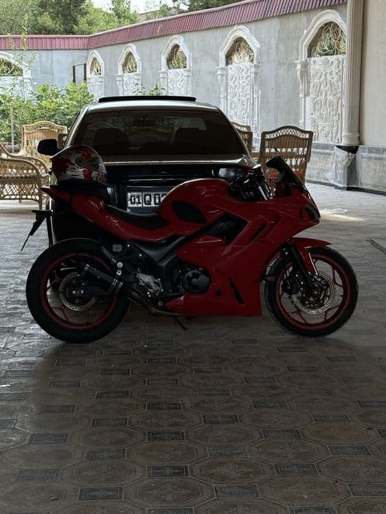Sport bayk ducati srocna sotiladi