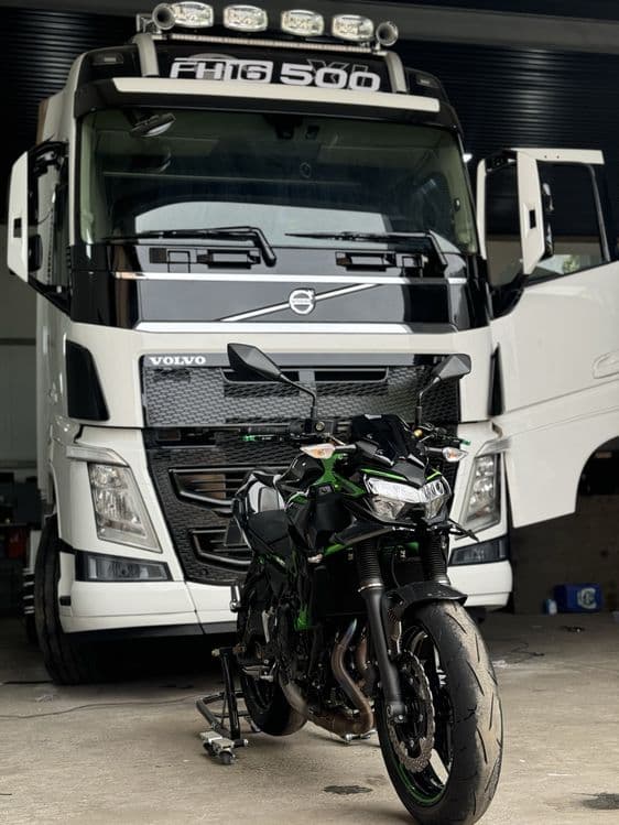 Kawasaki Z650 год 2022 — 2