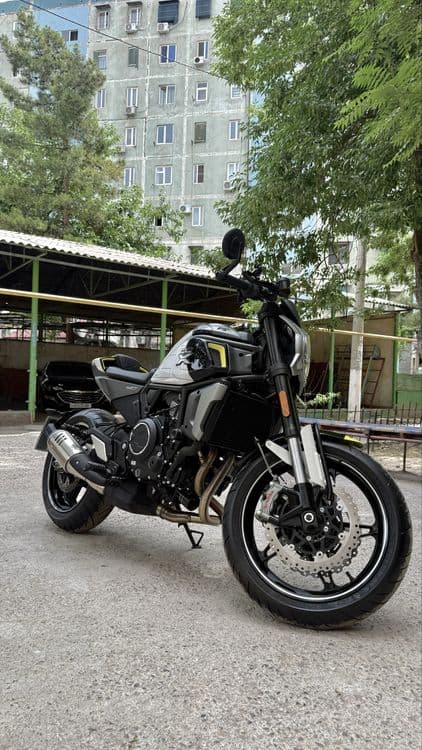 Продам CF moto CL-X sport carbon