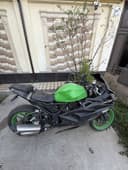 Yamaha r3  sportbike