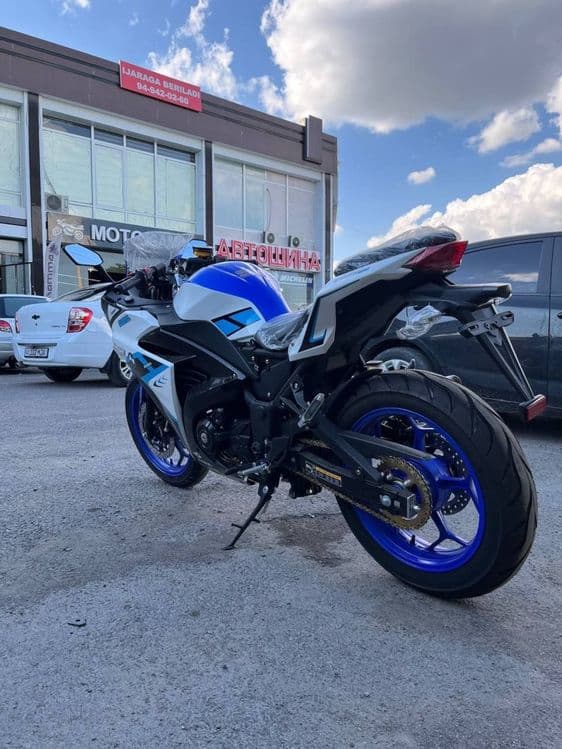 Kawasaki 400сс рассрочка имеется — 2