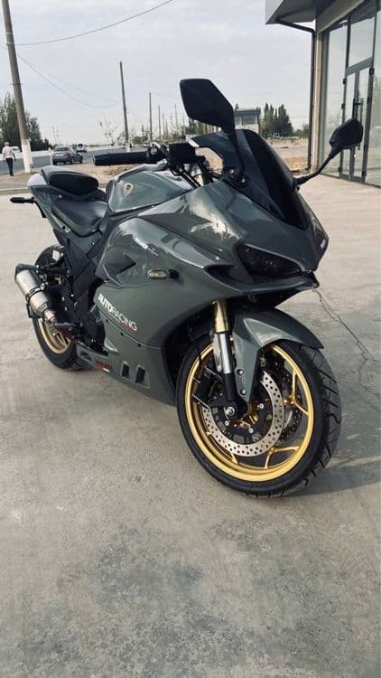 Duccati panigale srochna sotiladi — 2