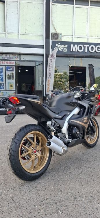 Matasekil bor 400cc — 5