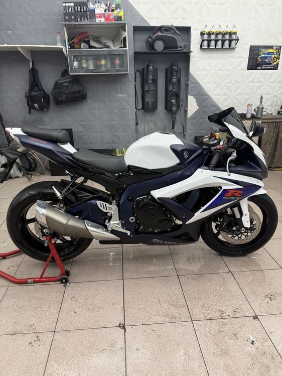 Только за нал SUZUKI GSXR600 — 6