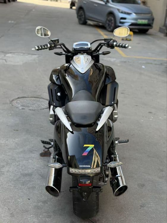 Продается Honda Valkyrie 1800 cc — 4
