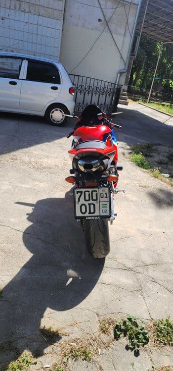 Honda CBR 600 RR 2015 — 4