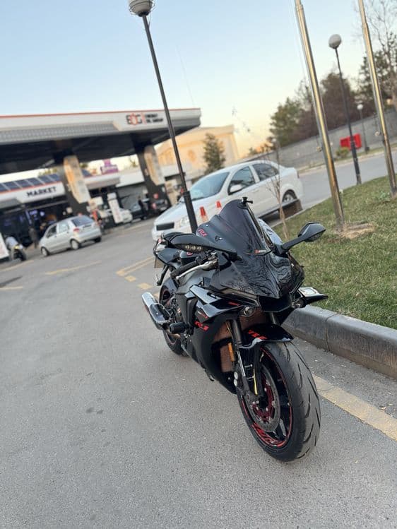 Yamaha R1 официально завезен с канады не китай не корея — 6