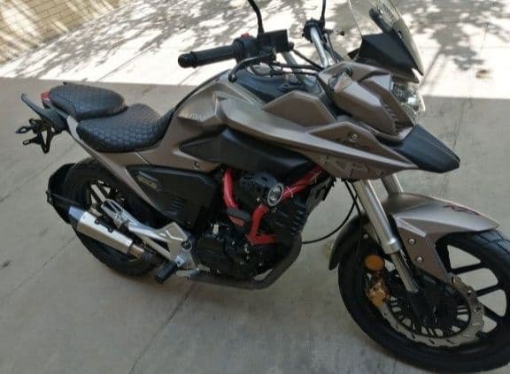 LIFAN  KPT 200

Клиренс: 190 мм.

Объём топливного бака: 14 л.

Расход — 2
