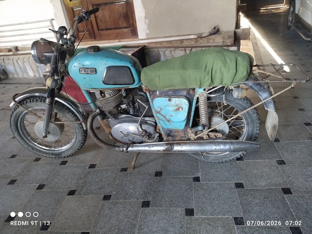 Mototsikl Ij planeta 3 ishlaydi holati yaxshi lyulkasi bor — 3