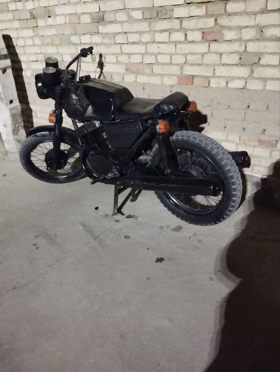 Продаю ява 350 . Находу.  Гарантия что мот зверюга. — 2