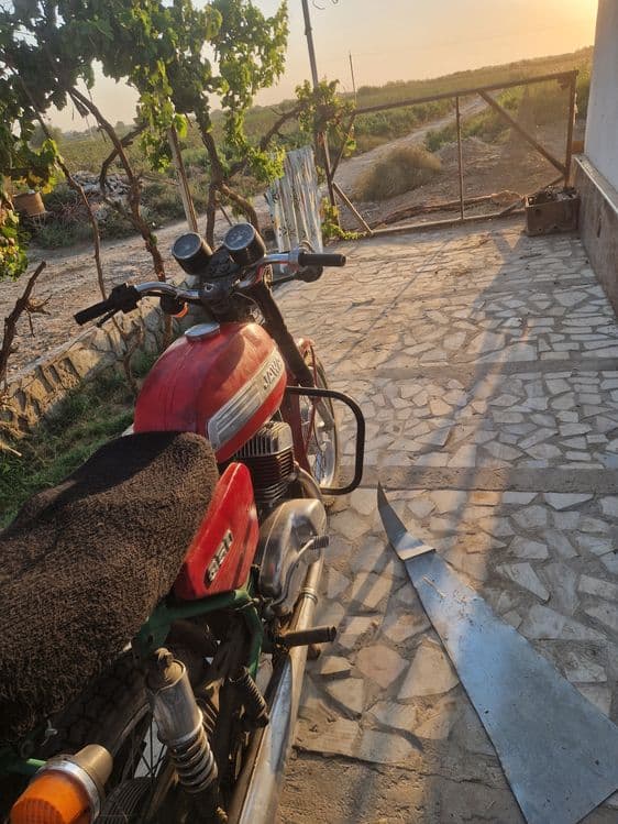 Jawa 350 cc  12 v buxoro — 2