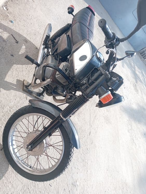 Срочно продам мотоцикл Ява чезет 350 — 4