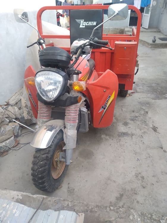 Mototsikl 1.5 tonnalik sotiladi yangi — 2
