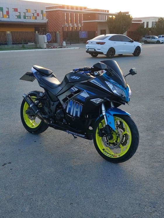Kawasaki ninja 400kb sotiladi — 2