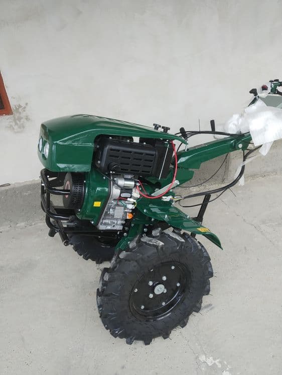 Motokultuvator yer haydash uchun — 5