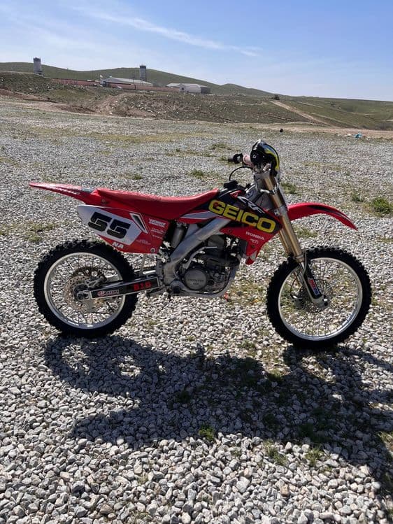 Кроссовый мотоцикл Honda crf 250r