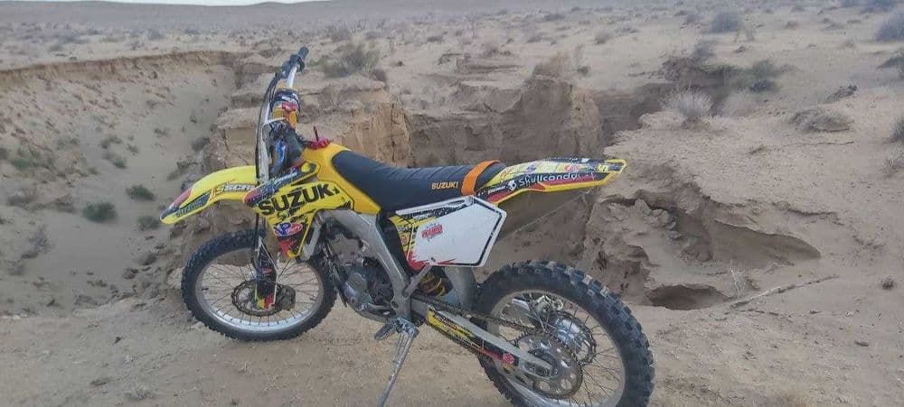 Suzuki RMZ 450 Kross — 1