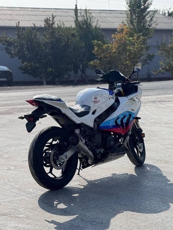 BMW 400 kuba prabeg  0 lnjektor ABS — 2