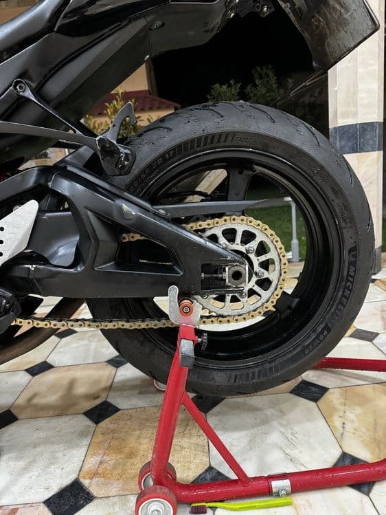 Мотоцикл ZX10R . — 2