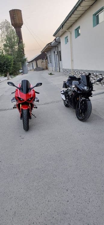 Dukatti panigali 400 kub — 3