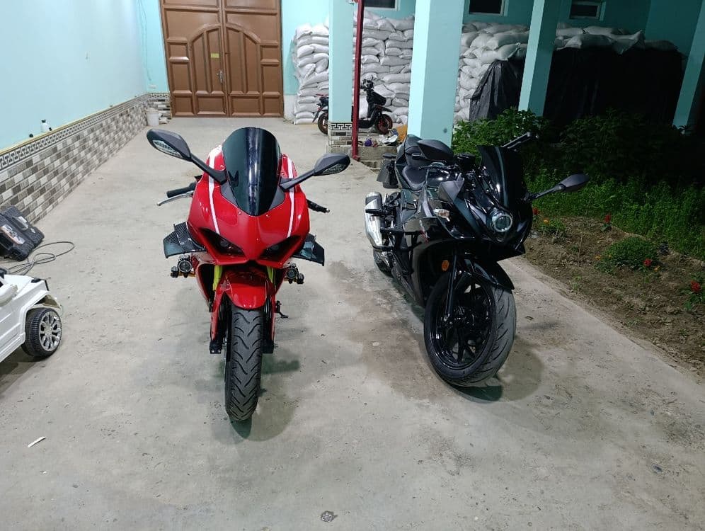 Dukatti panigali 400 kub — 4