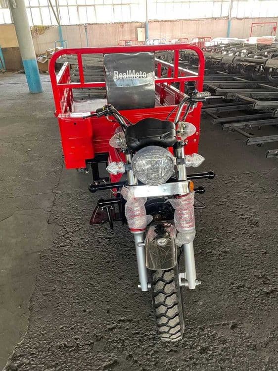 RayalMoto. Yangi. Umuman yurmagan. — 1