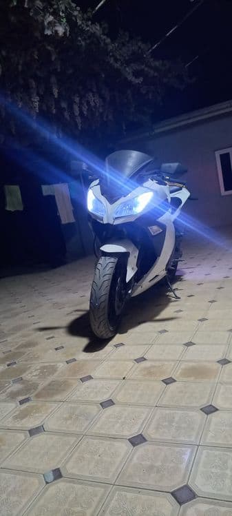 Kawasaki 400cc sotiladi sport — 3