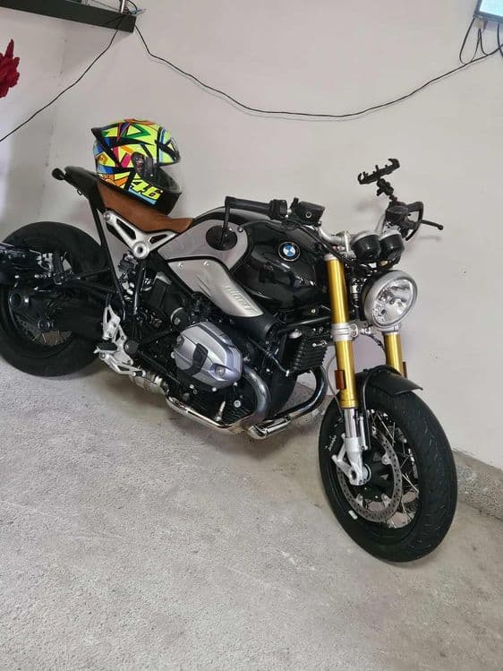 BMW R nineT, 2022, мотоцикл — 1