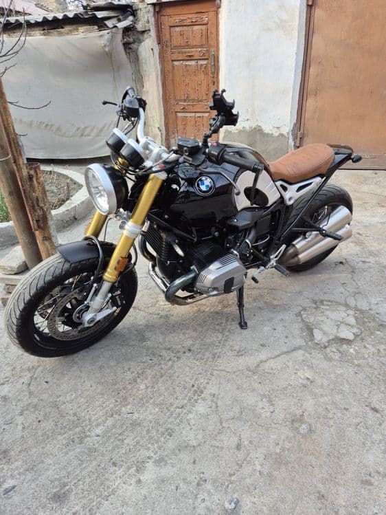 BMW R nineT, 2022, мотоцикл — 2