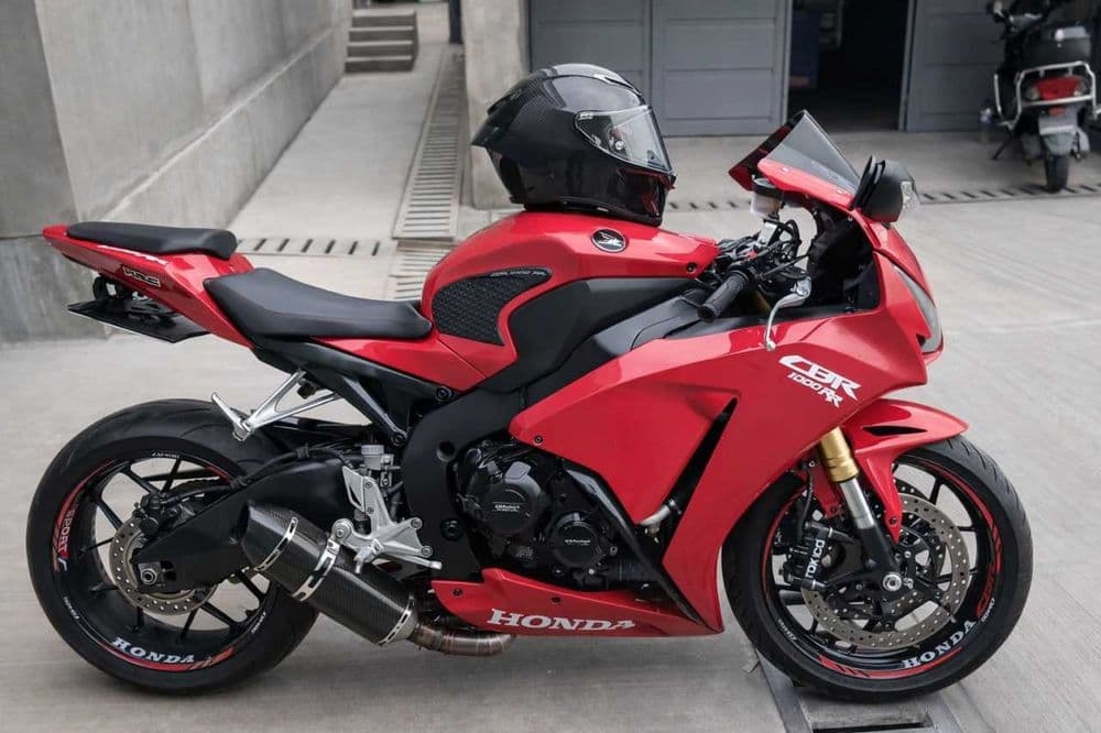 Мотоцикл Honda CBR1000RR Fireblade — 2