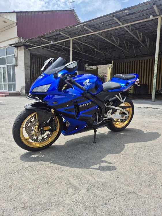 Honda cbr 600 RR 2013 — 2