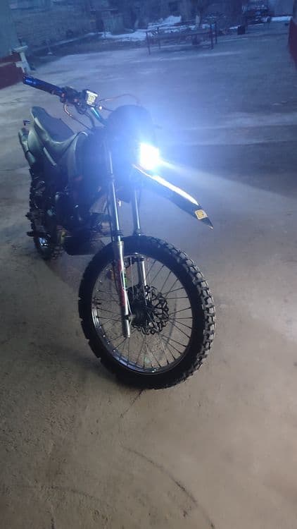 Turi: Enduro mototsikli, Kavasaki — 4