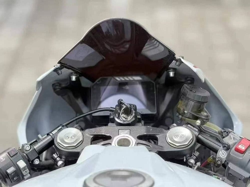 Honda sbr 1000rr — 5