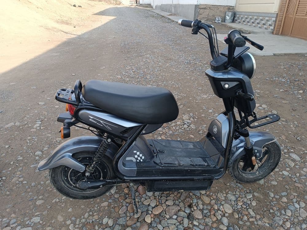 Skuter Bonvi ideal — 3