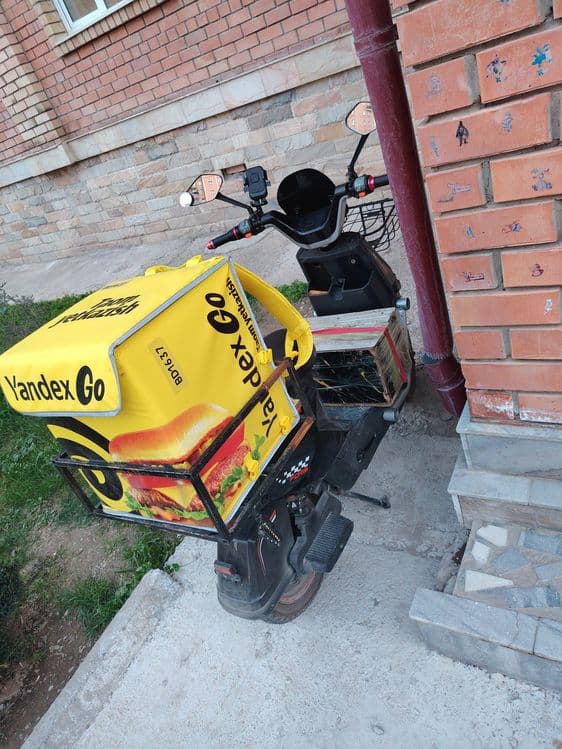 Skuter sotiladi elektroni — 4