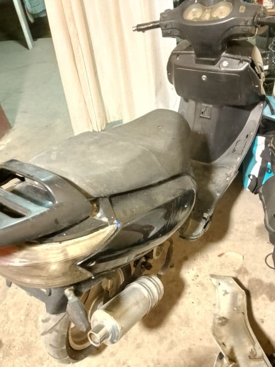 Real moto skuter sotiladi — 2