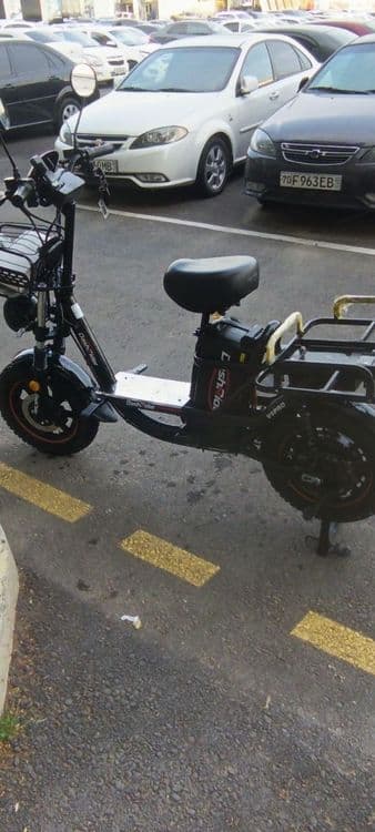 Elektro skuter sotiladi — 2