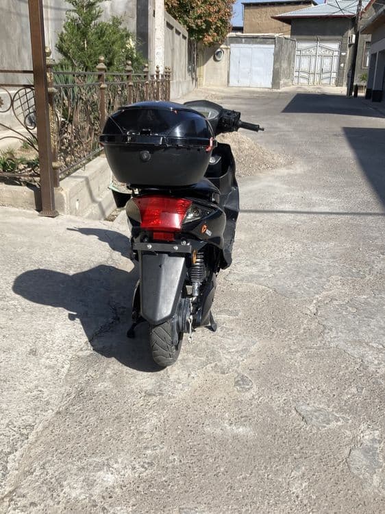 Maped skuter qora rangi elektr — 4
