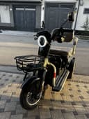 Скутер 3 балонли Трицикл
