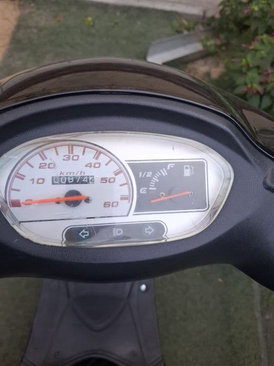 150cc skuter yengidek turuptu SROCNA — 2