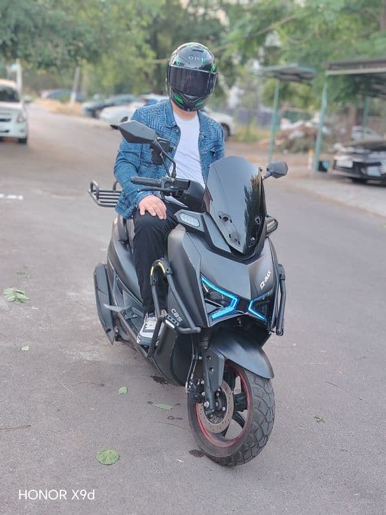 Skuter q max  8200 km probeg  sotiladi — 6
