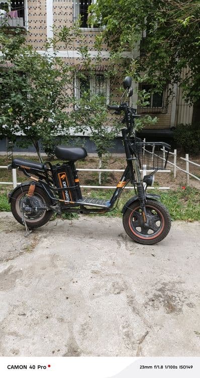 Moped Drongo sotiladi — 2