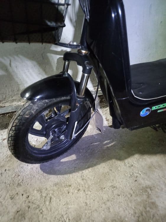 Skuter sotiladi.Yili yengi xali xic qanca minilmagan.Zaruriyatan soti — 4