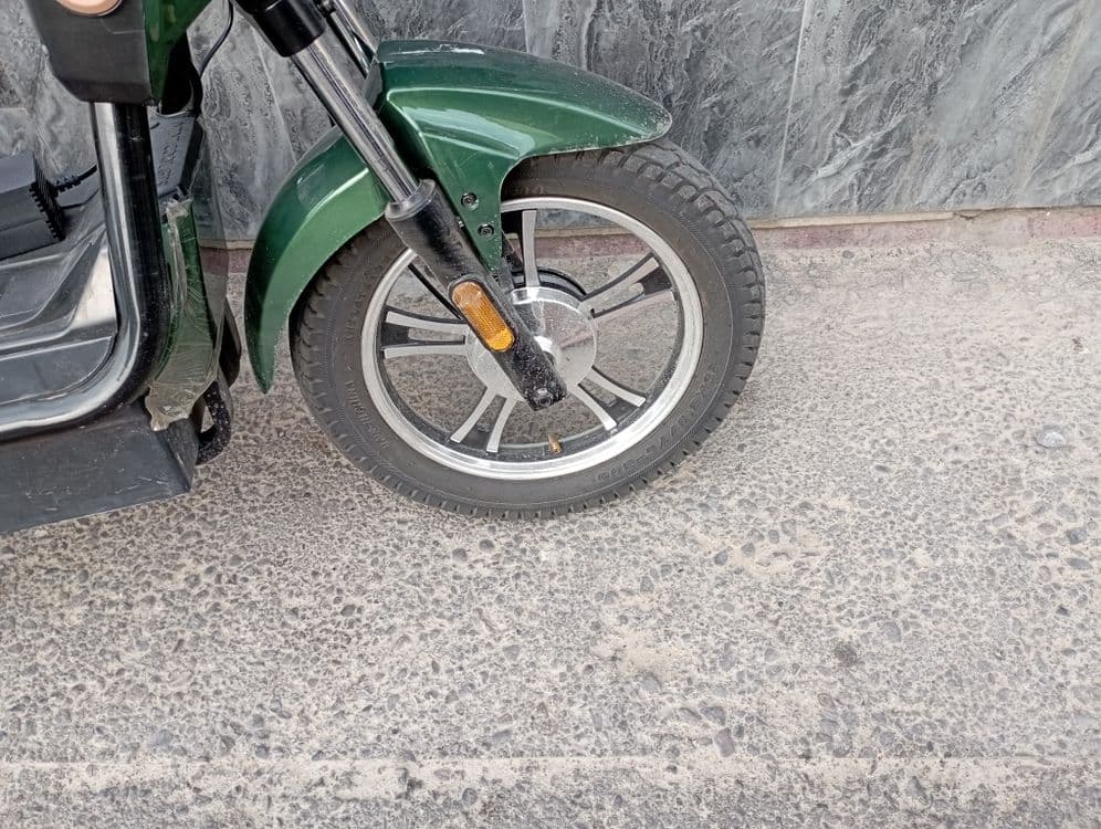 Skuter sotila yurish masofasi 280 km yangi akumlytorlar tqilgan — 2